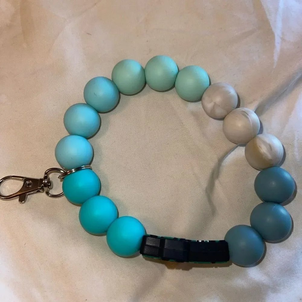 Keychain bracelet wristlet silicone beaded Faith Cross Christ Christian Leopard